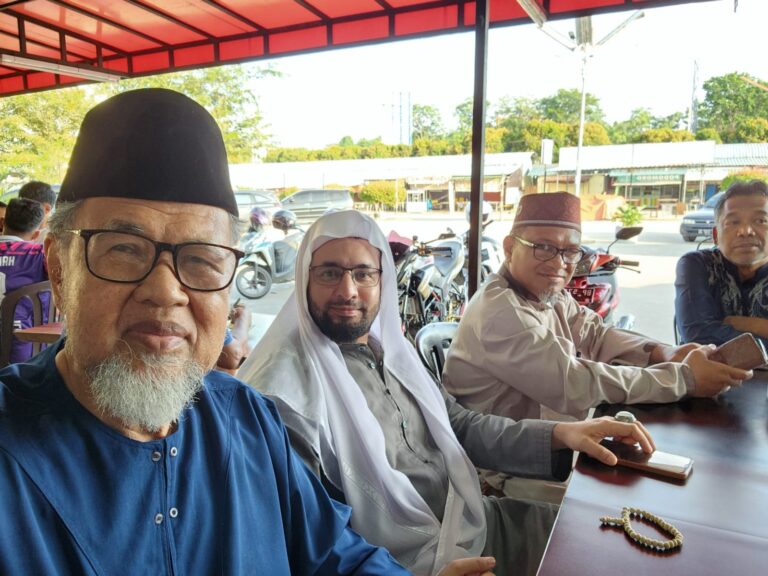 Sarapan Pagi di Batam Bersama Sahabat S3 (Sabtu Subuh Silaturahim)