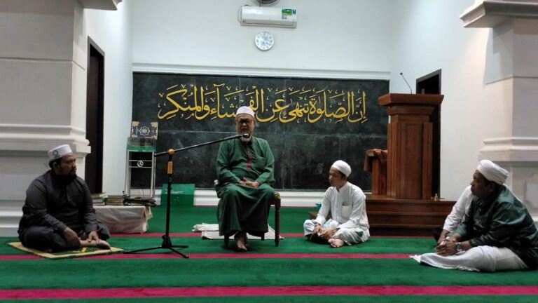 Sholat Subuh Berjamaah di Masjid Muhajjirin Mediterinia Batam Kota