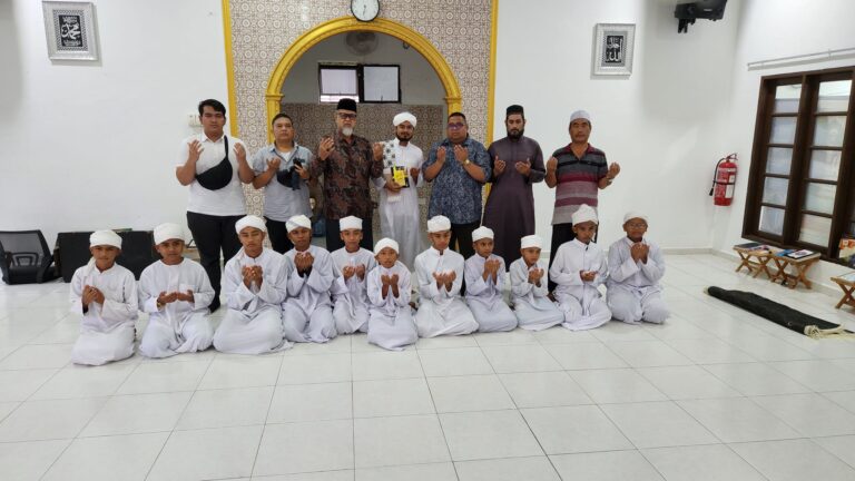 Kunjungan ke Rumah Tahfiz Quran di kawasan Lesung Batu Alor Gajah Melaka